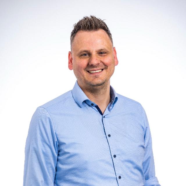 Pasfoto Arjan de Vries